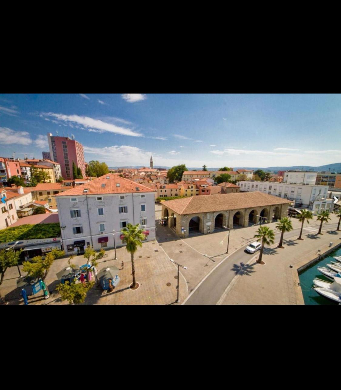 Apartma Ella Koper Bagian luar foto