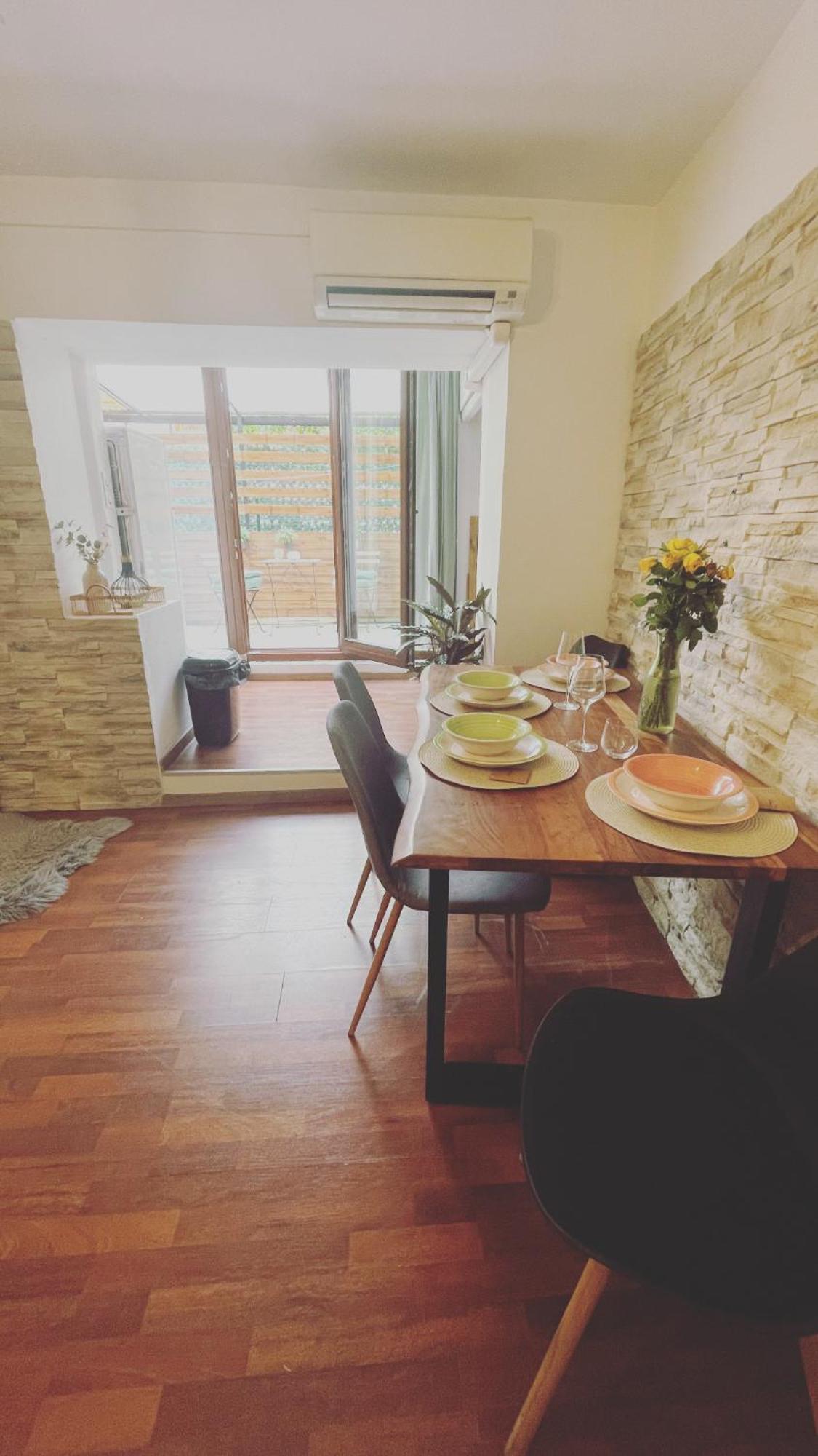 Apartma Ella Koper Bagian luar foto