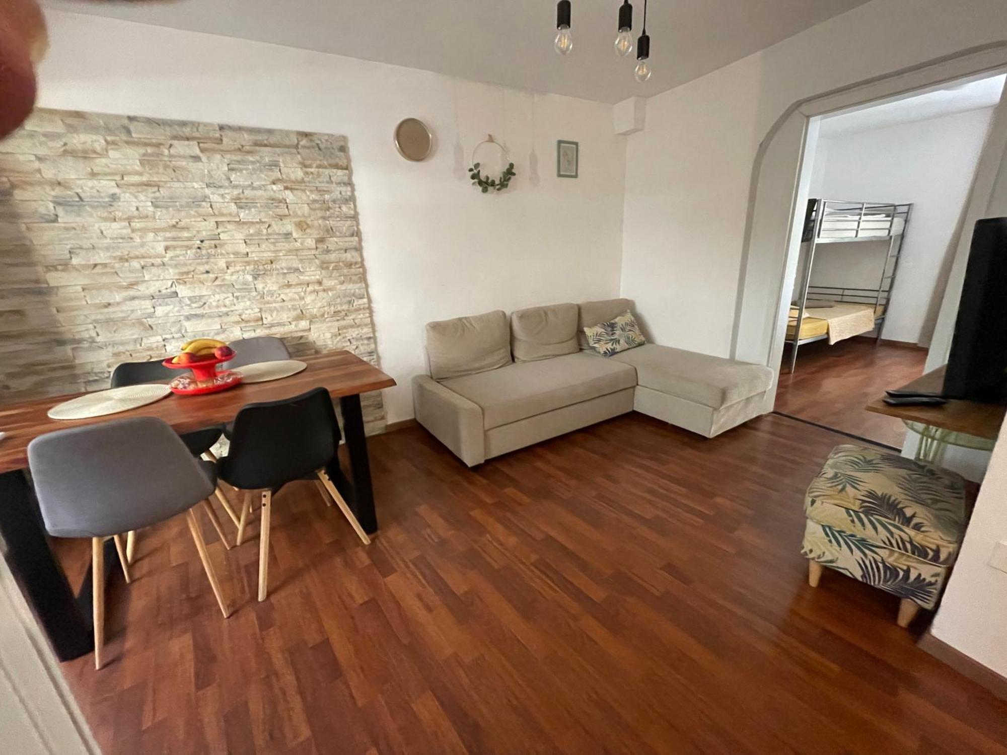 Apartma Ella Koper Bagian luar foto